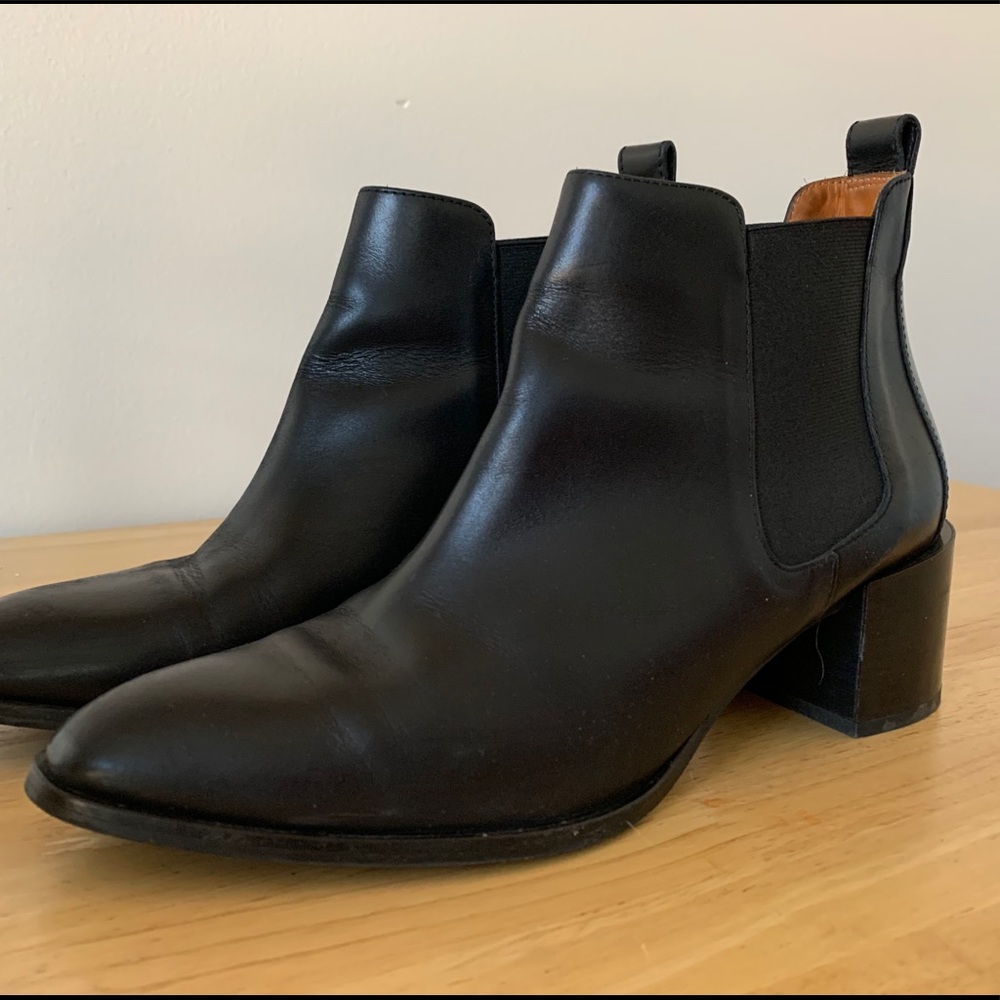 Everlane “The Heel Boot” in Black